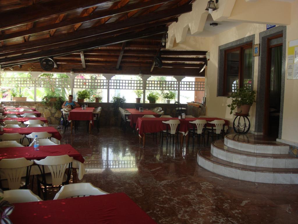 Besik Hotel Fethiye Exterior photo