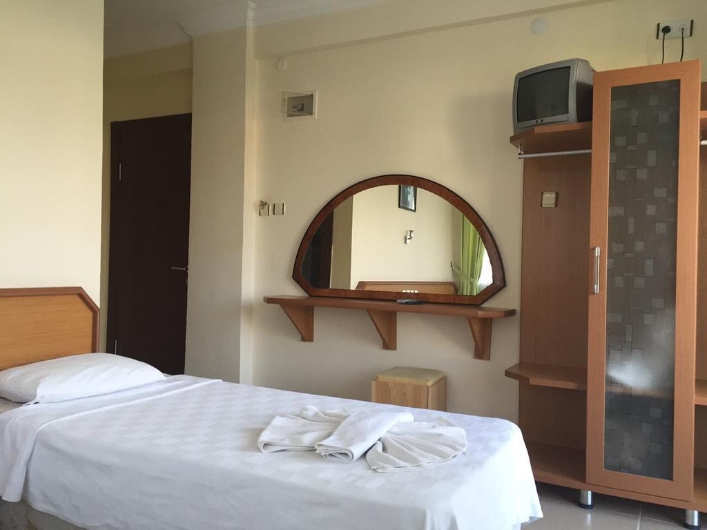 Besik Hotel Fethiye Exterior photo